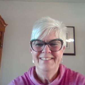 Meet your Posher, Bobbie